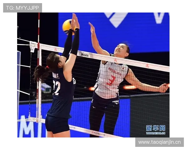 张怡宁打完比赛顺手把对手的球拍放自己包里了